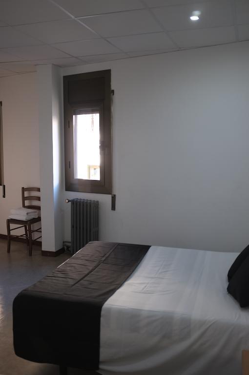 Hostal Europa Barcelona Ruang foto